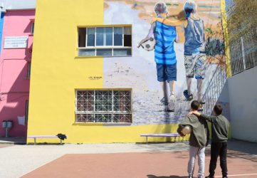 Στη μνήμη του Αλκη η τοιχογραφία κατά της οπαδικής βίας στο 4ο και 11o  Δημοτικά Σχολεία και 9ο Νηπιαγωγείο Συκεών