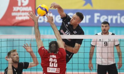 Volley League: “Λύγισε” στον πρώτο τελικό κόντρα στον Ολυμπιακό ο ΠΑΟΚ