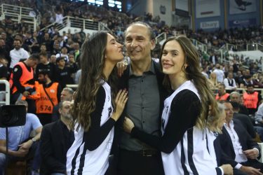 Μπάνε Πρέλεβιτς κόρες Αννα και Τέα PAOK Sports Arena
