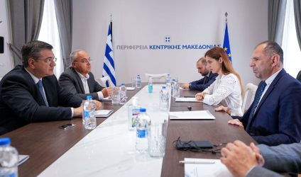 Με τον Γεραπετρίτη συναντήθηκε ο Τζιτζικώστας (ΦΩΤΟ)
