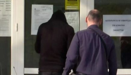 Αρτα: “Σταμάτησε το μυαλό του”, λέει ο δικηγόρος του 37χρονου πατέρα