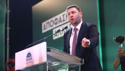 Ανδρουλάκης: “Η παράταξη που ίδρυσε ο Ανδρέας Παπανδρέου επέστρεψε πρωταγωνιστικά στο πολιτικό προσκήνιο”