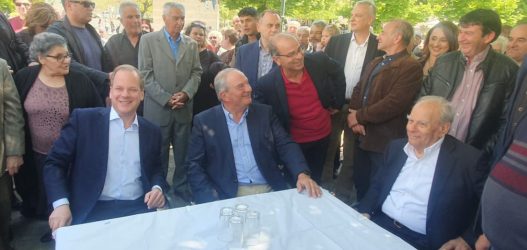 Η οικογένεια Καραμανλή στην Πρώτη Σερρών