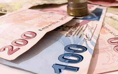 “Βουλιάζει” η τουρκική λίρα λίγο πριν τις εκλογές