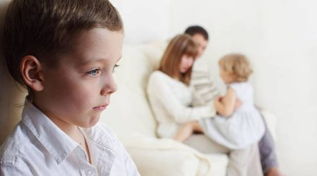 Πως μπορείτε να αντιμετωπίσετε την παιδική ζήλια
