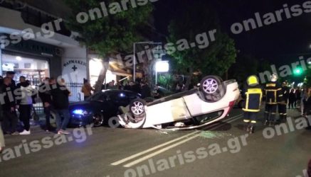 Τρομακτικό τροχαίο με τρεις τραυματίες στη Λάρισα