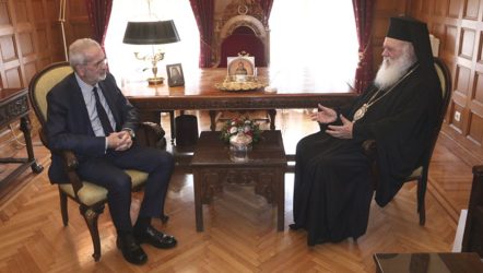 Με τον Αρχιεπίσκοπο Ιερώνυμο συναντήθηκε ο Ιωάννης Σαρμάς