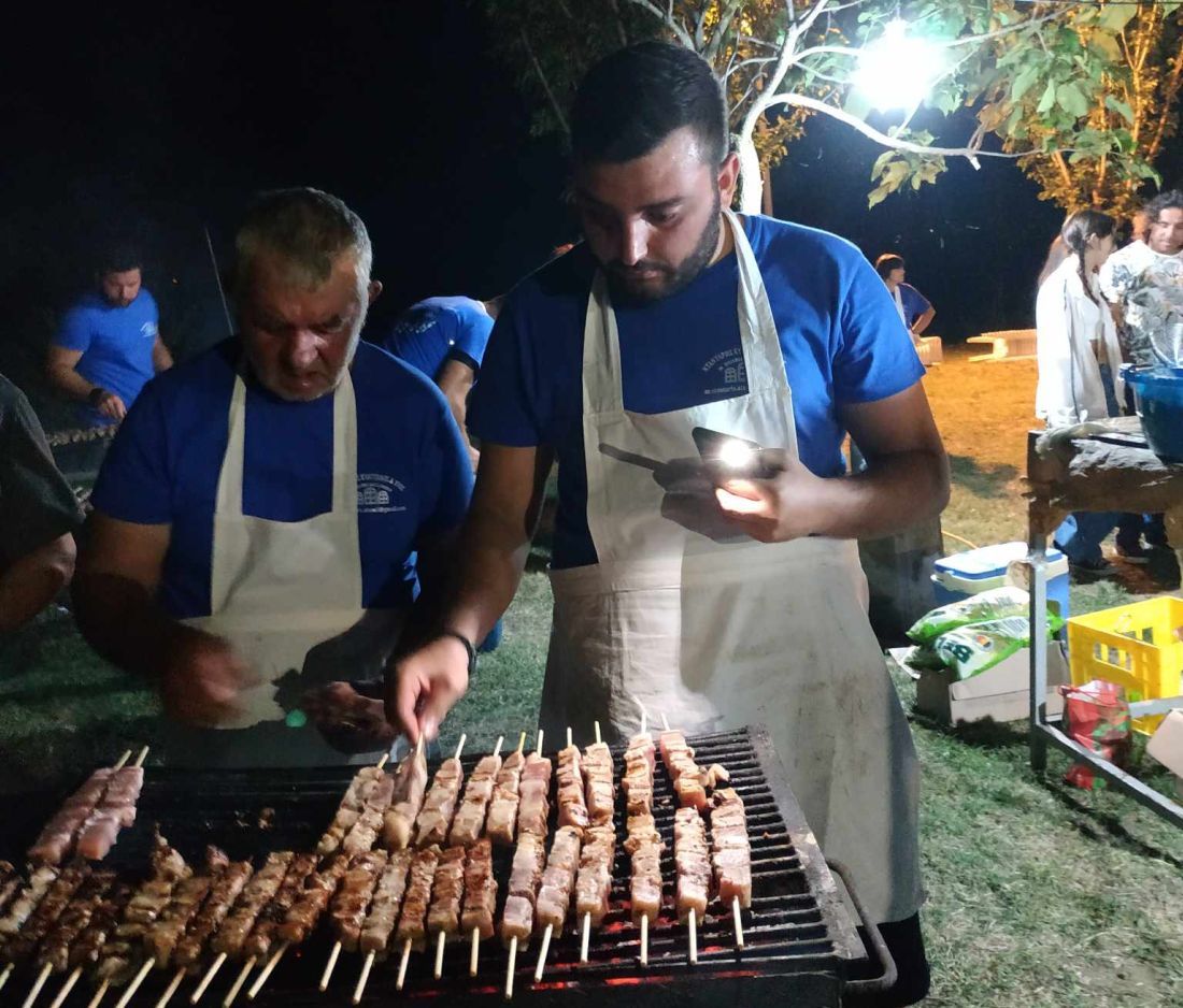 Γιορτή Λιπαριάς 2023 Μικρή Βόλβη ψάρι