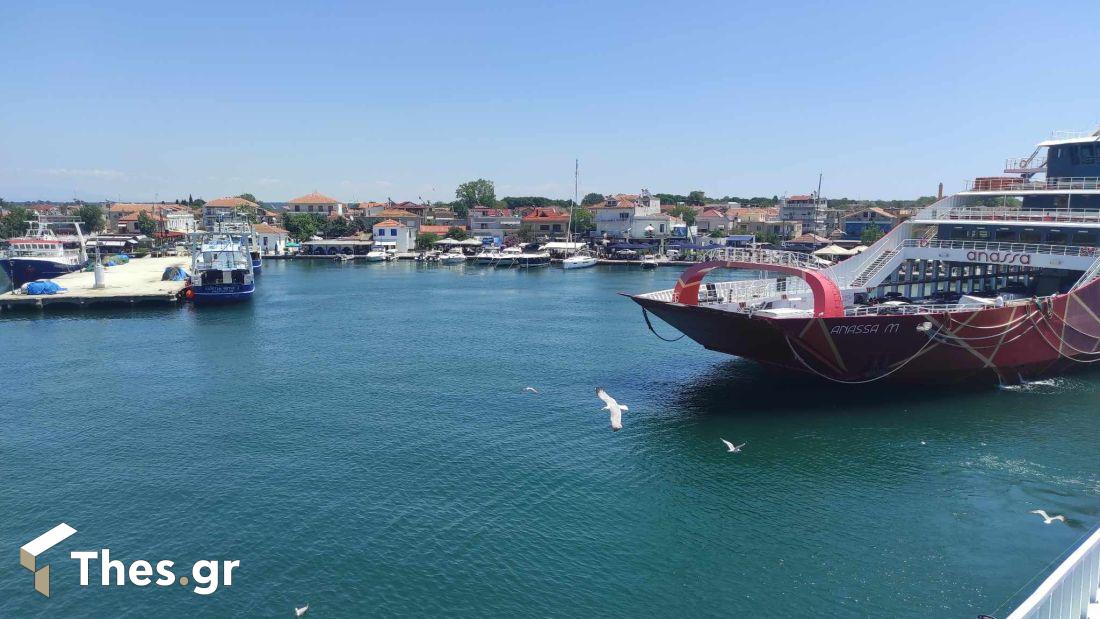 καράβι πλοίο λιμάνι Κεραμωτής