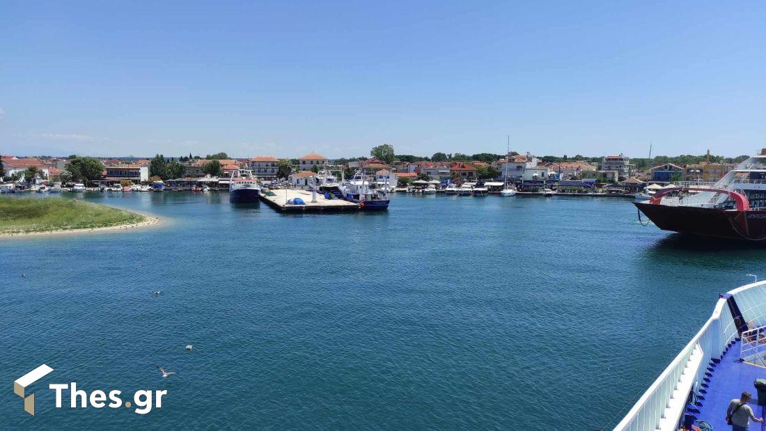 λιμάνι Κεραμωτής θάλασσα