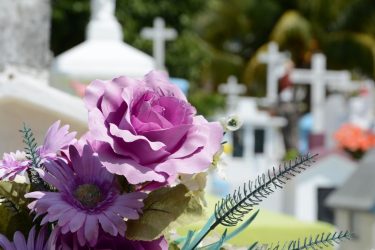 Απίστευτο λάθος σε κηδεία – Ανοιξαν το φέρετρο και δεν αντίκρυσαν την μητέρα τους