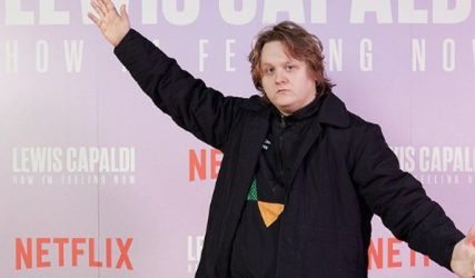 Lewis Capaldi τραγουδιστής