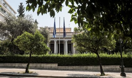 Κυβερνητικές πηγές για νέα παρέμβαση Σαμαρά για μετανάστες: “Η περαιτέρω ανάλυση είναι περιττή”