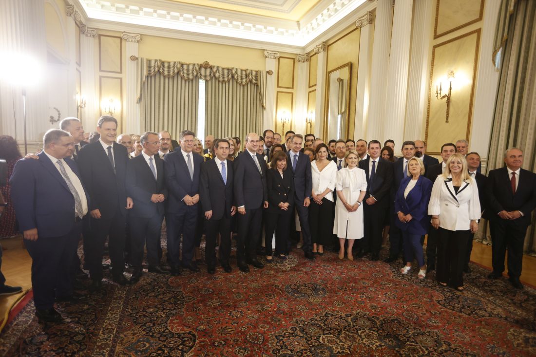 Ορκωμοσία των μελών της νέας Κυβέρνησης ενώπιον της Προέδρου της Δημοκρατίας Κατερίνας Σακελλαροπούλου, και παρουσία του Πρωθυπουργού Κυριάκου Μητσοτάκη, Τρίτη 27 Ιουνίου 2023.