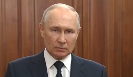 Βλαντιμίρ Πούτιν: Aπαγορεύει με νόμο την αλλαγή φύλου στη Ρωσία