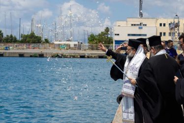 Ναυάγιο στην Πύλο: Θλίψη στο τρισάγιο για τους μετανάστες που έχασαν τη ζωή τους