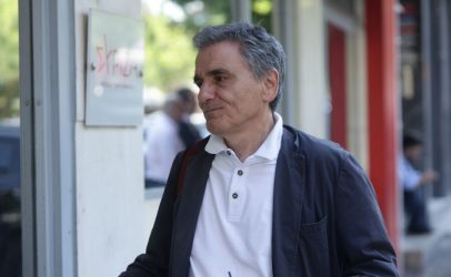 Τσακαλώτος σε Τσίπρα: “Οχι Αλέξη μου δεν φύγαμε γιατί χάσαμε, φύγαμε γιατί βλέπαμε την εξαέρωση του κόμματος”