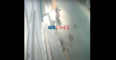 Χαλκιδική: Βίντεο ντοκουμέντα από τη δράση διαρρηκτών που “σήκωσαν” έργα τέχνης από έκθεση