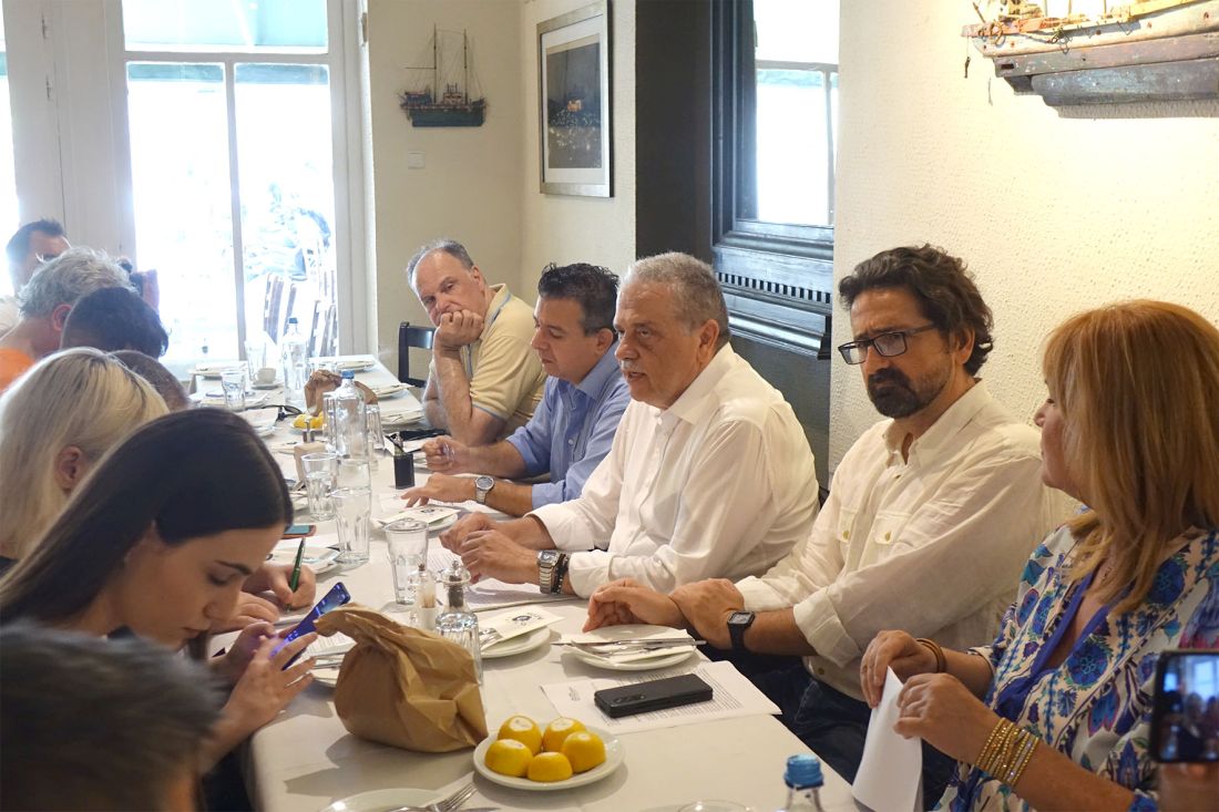 Τζακόπουλος γεύμα με δημοσιογράφους Θεσσαλονίκη