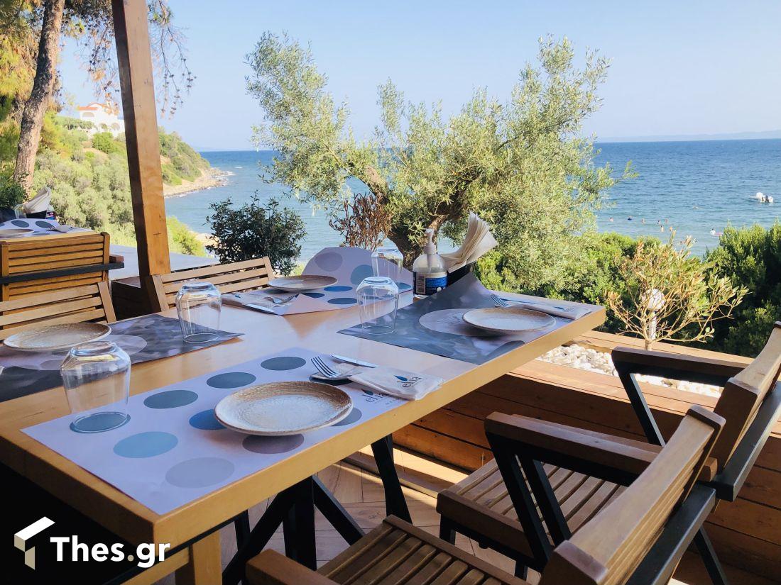 Elia Beach Bar & Restaurant – Γερακινή top beach bars Χαλκιδική καλοκαίρι διακοπές θάλασσα ήλιος διασκέδαση cocktails φαγητό