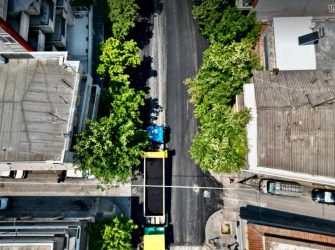 Θεσσαλονίκη: Συνεχίζονται τα έργα ασφαλτόστρωσης στη Γρηγορίου Λαμπράκη (ΦΩΤΟ)