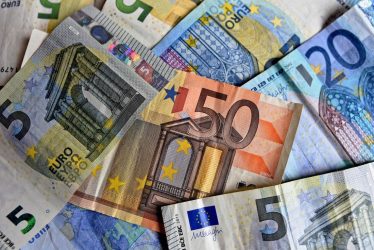 ευρώ πληρωμές συντάξεις ΔΥΠΑ
