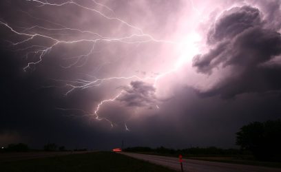 Κεραυνός χτύπησε αστυνομικό και πιλότο ελικοπτέρου που πήγαν να βοηθήσουν τραυματίες από… κεραυνό