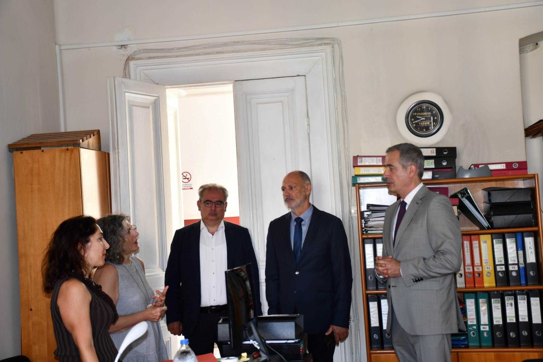 Στάθης Κωνσταντινίδης γνωριμία προσωπικό