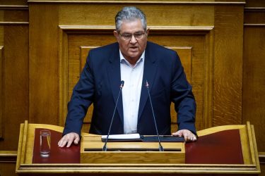 Στο χειρουργείο εκτάκτως ο Δημήτρης Κουτσούμπας