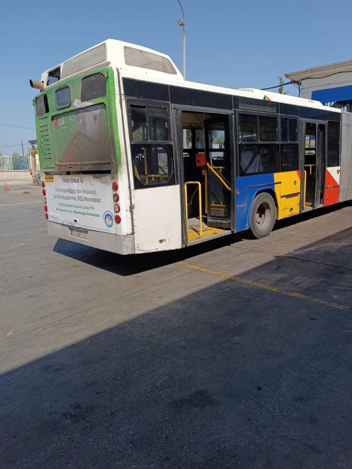 φωτιά λεωφορείο ΟΑΣΘ Θεσσαλονίκη