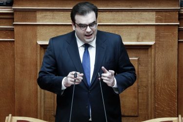 Κυριάκος Πιερρακάκης: «Θα επιδιώξουμε την αλλαγή του άρθρου 16 του Συντάγματος»