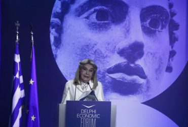 Σε στενό οικογενειακό κύκλο η κηδεία της Μαριάννας Βαρδινογιάννη