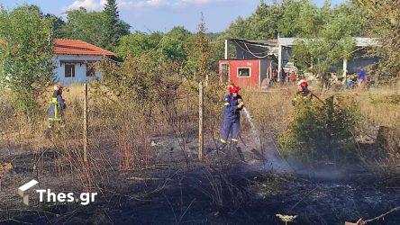 Θεσσαλονίκη: Του έβαλαν πρόστιμο 500 ευρώ επειδή έκαψε ξερά χόρτα χωρίς μέτρα ασφαλείας