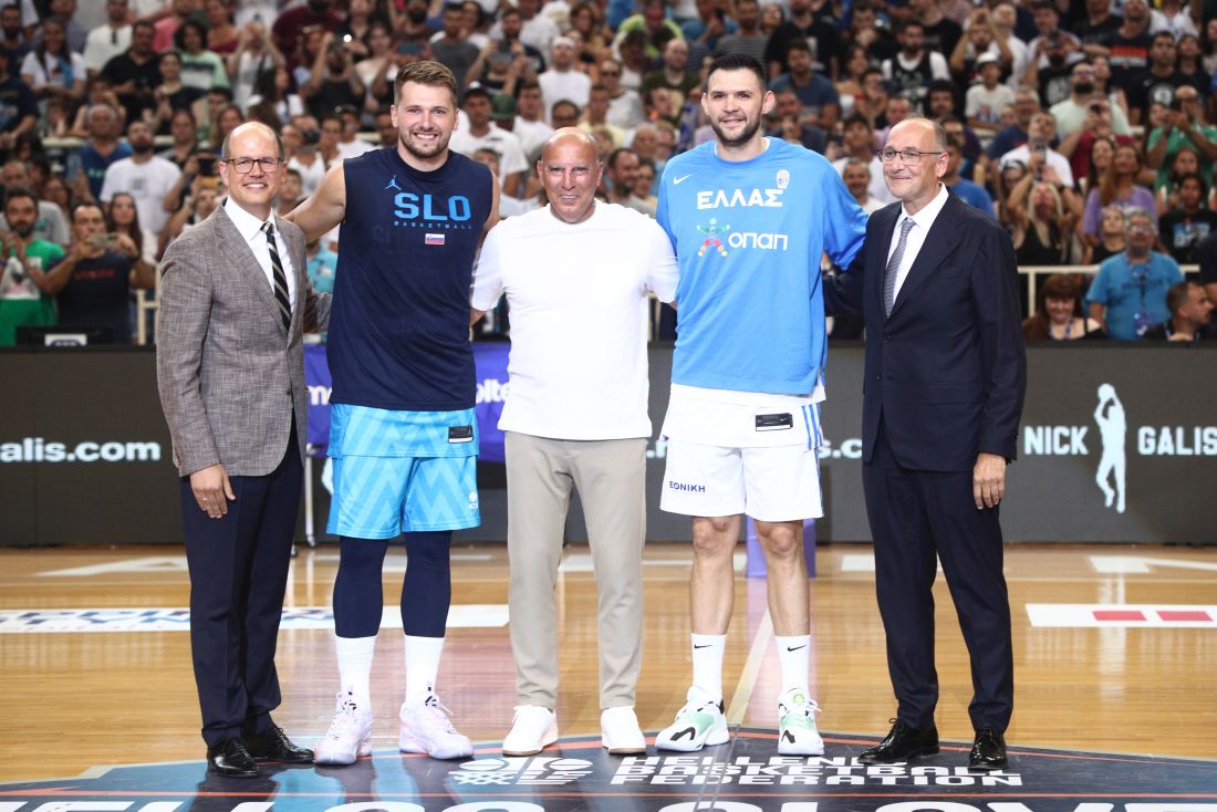 Γκάλης ΟΑΚΑ φανέλα βράβευση