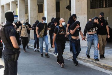 Νέα Φιλαδέλφεια: “Δεν έχει ταυτοποιηθεί ο δράστης – Παραλείψεις στην έρευνα της ΕΛΑΣ”, λένε οι δικηγόροι Κροατών