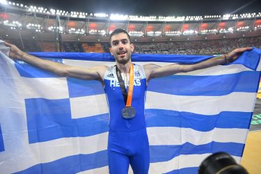 Στο τέλος κερδίζει ο Τεντόγλου – Παγκόσμιος πρωταθλητής στην Βουδαπέστη (ΒΙΝΤΕΟ & ΦΩΤΟ)
