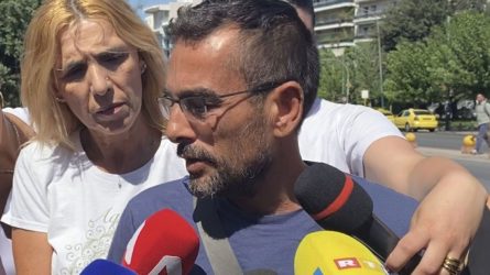 Στην Ευελπίδων ο αδελφός του 29χρονου Μιχάλη – «Ζητώ μόνο να αποδοθεί δικαιοσύνη»