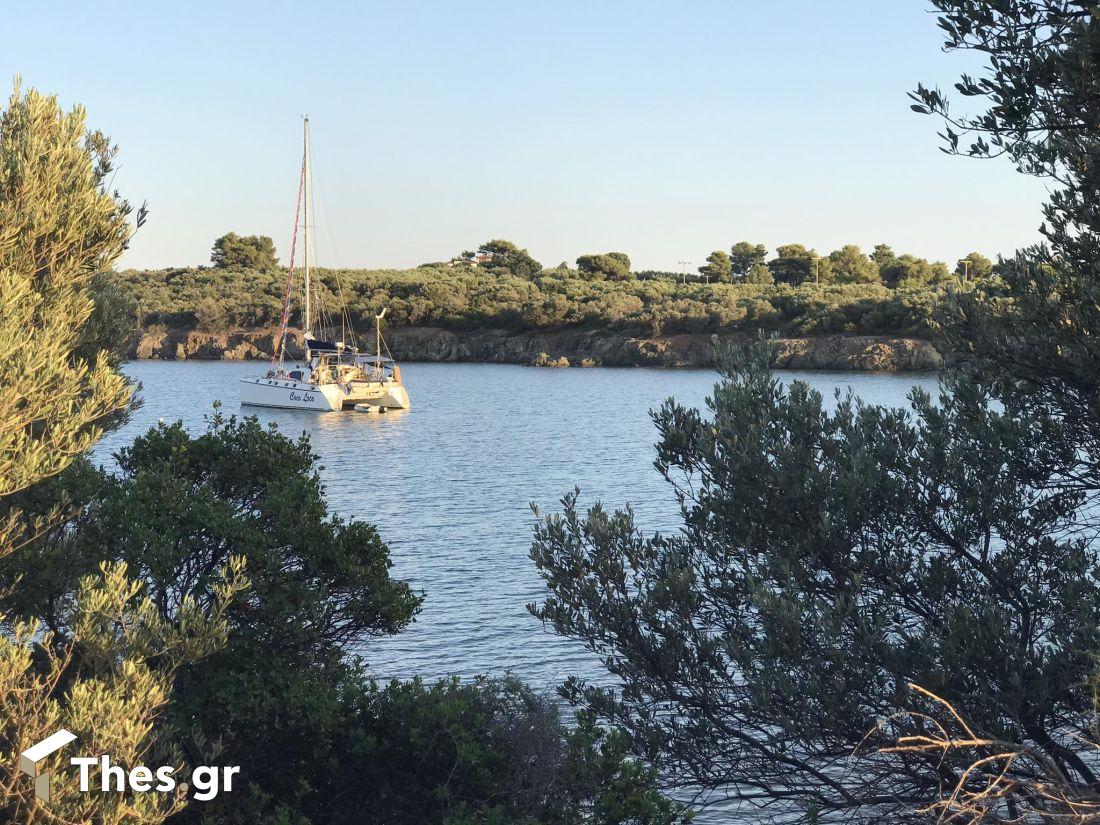 Παραλία Διαπόρτι, νησάκι Πούντα Χαλκιδική Σιθωνία καλοκαίρι