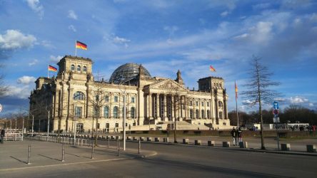 Γερμανία: Κρίσιμες εκλογές σε δύο κρατίδια το επόμενο Σαββατοκύριακο