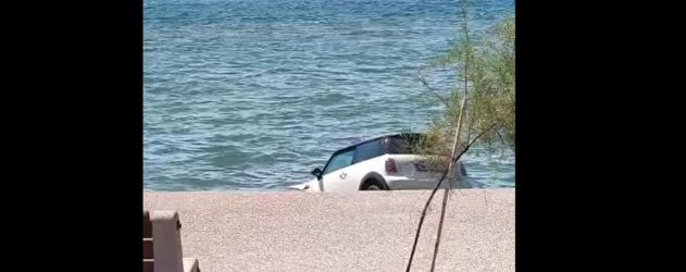 Χαλκιδική: Αυτοκίνητο βρέθηκε να επιπλέει μέσα στη θάλασσα στα Νέα Μουδανιά (ΒΙΝΤΕΟ)