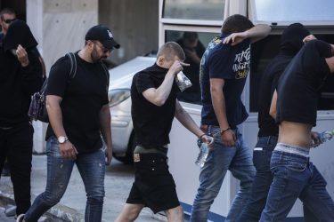 Νέα Φιλαδέλφεια: Εκδόθηκαν τα πρώτα 41 φυλακιστήρια για τους χούλιγκανς