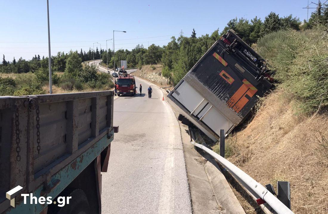 ανατροπή νταλίκας Περιφερειακός Θεσσαλονίκης