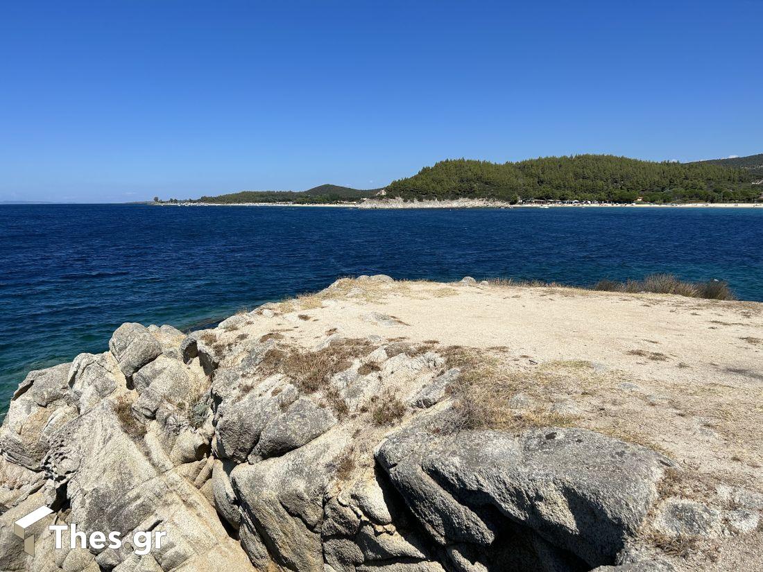 Τορώνη Σιθωνία Χαλκιδική Κόρακας παραλία Luka Beach καλοκαίρι διακοπές θάλασσα