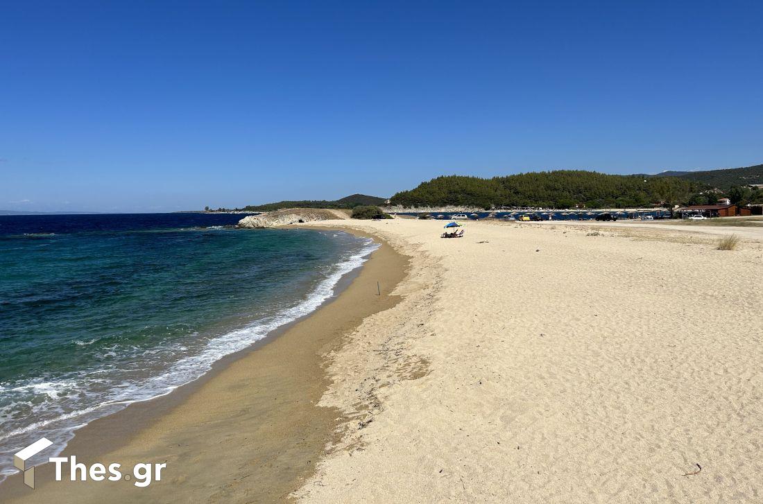 Τορώνη Σιθωνία Χαλκιδική Κόρακας παραλία Luka Beach καλοκαίρι διακοπές θάλασσα