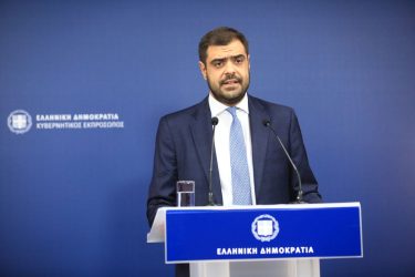 Μαρινάκης: «Θα γίνει συζήτηση για τις φωτιές με τους πολιτικούς αρχηγούς στη Βουλή»