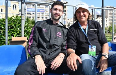 Γιώργος Πομάσκι: “Ο Μίλτος Τεντόγλου ανήκει πια στους θρύλους του μήκους”