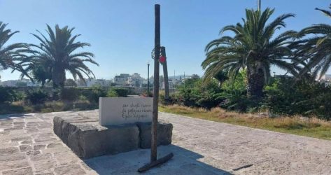 Ηράκλειο: Αγνωστοι βανδάλισαν τον τάφο του Νίκου Καζαντζάκη