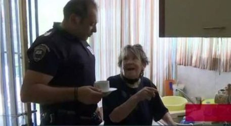 Φωτιά στη Φυλή: Κέρασε τελικά καφέ τους αστυνομικούς που την έσωσαν η κυρία Τούλα (ΒΙΝΤΕΟ)