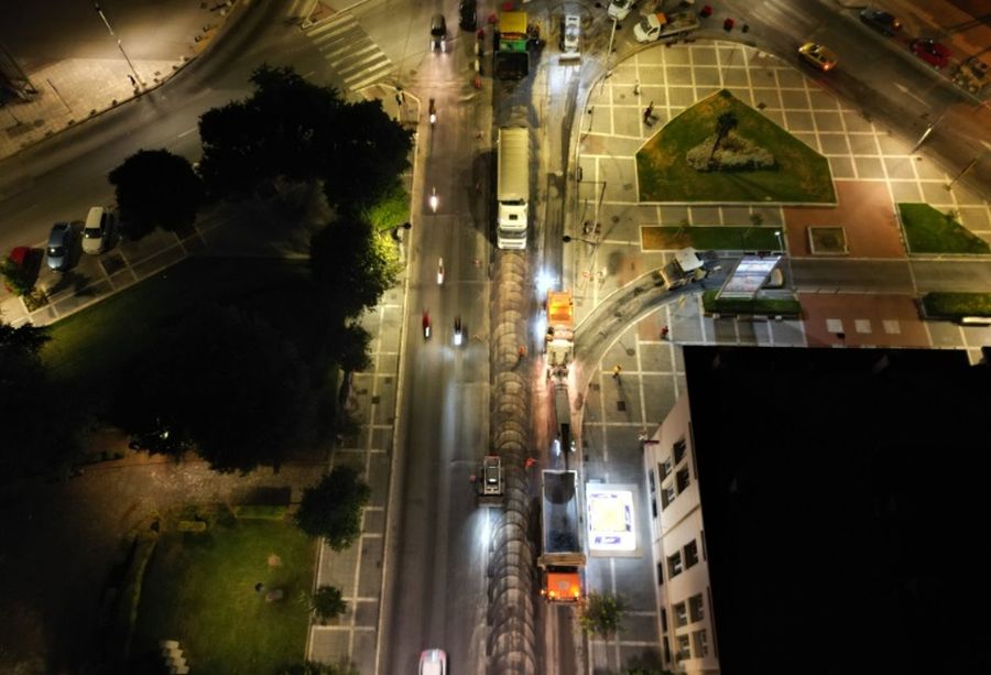 Νυχτερινή ασφαλτόστρωση στην οδό Τσιμισκή