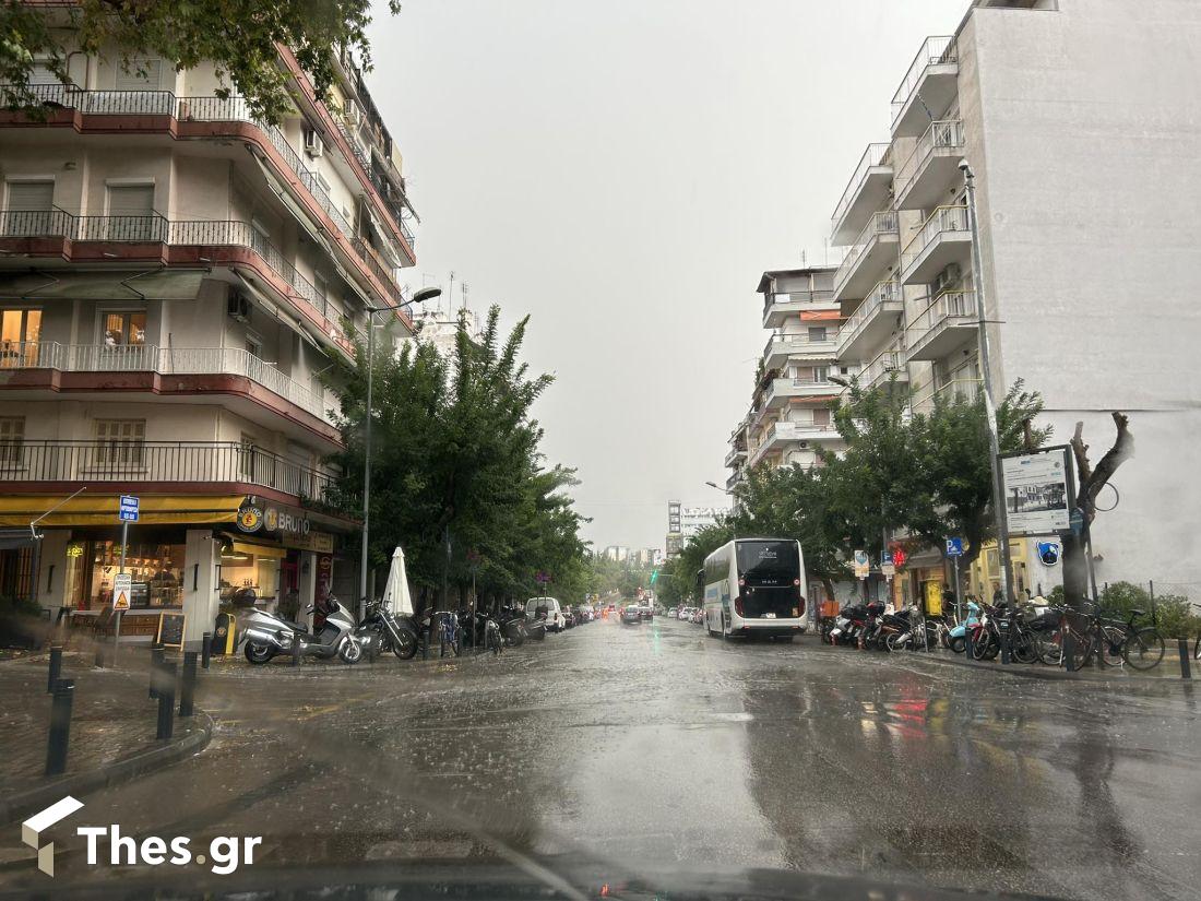 βροχή καταιγίδα Θεσσαλονίκη